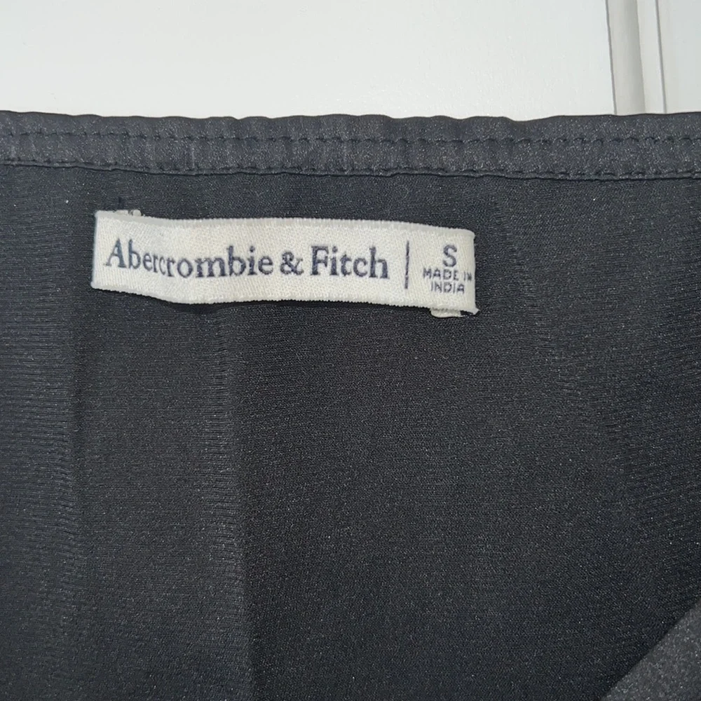 Abercrombie Silk Cami - Picture 9 of 9